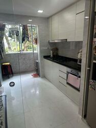Blk 889A TAMPINES GROVE (Tampines), HDB 5 Rooms #540575741